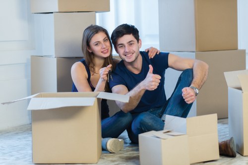 Packing and loading support for a flat move in Swiss Cottage